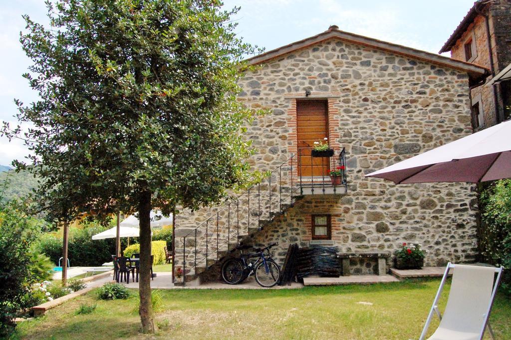 Casa Webb Villa Bagni di Lucca Bilik gambar