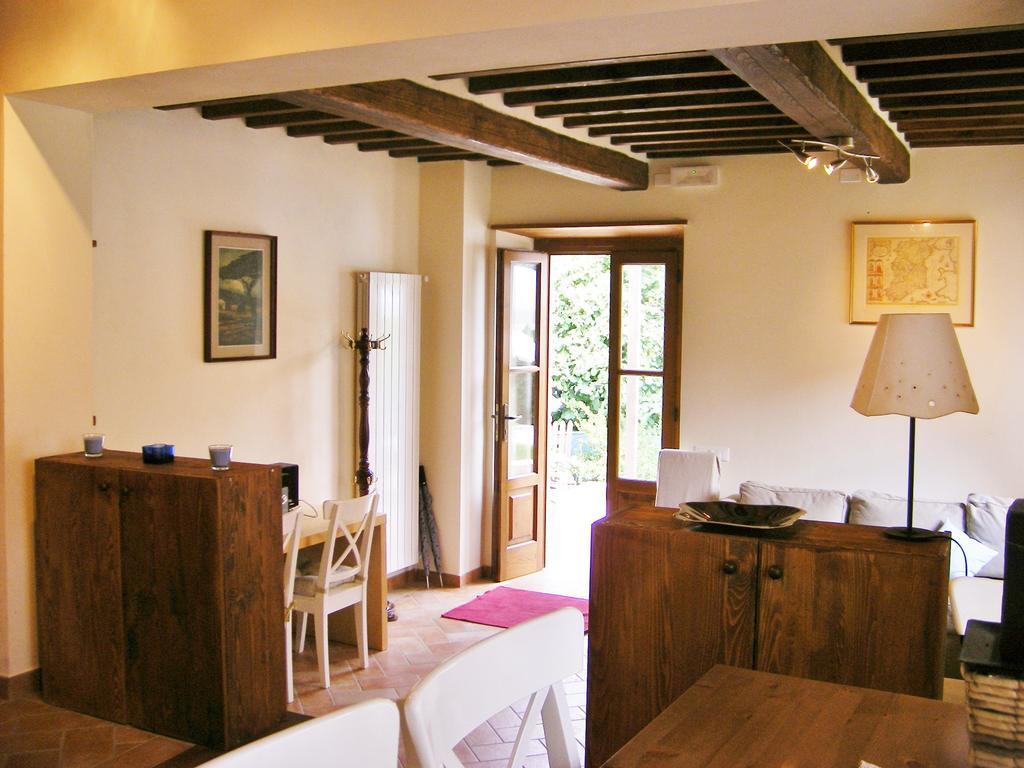 Casa Webb Villa Bagni di Lucca Bilik gambar